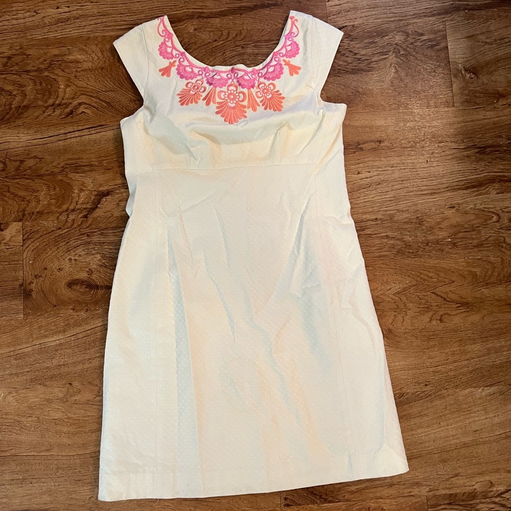 Lilly Pulitzer white and pink cap sleeve shift dress